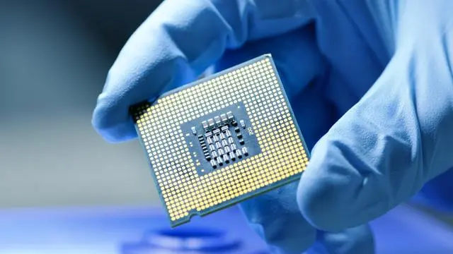 長期收購工廠庫存呆料IC：語音IC、存儲器IC、傳感器IC、微控制器IC
