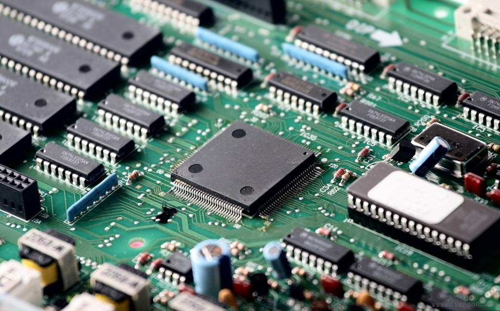誠(chéng)信回收汽車(chē)IGBT模塊，汽車(chē)無(wú)線MCU，汽車(chē)片上系統(tǒng)，汽車(chē)芯片等一系列電子元件