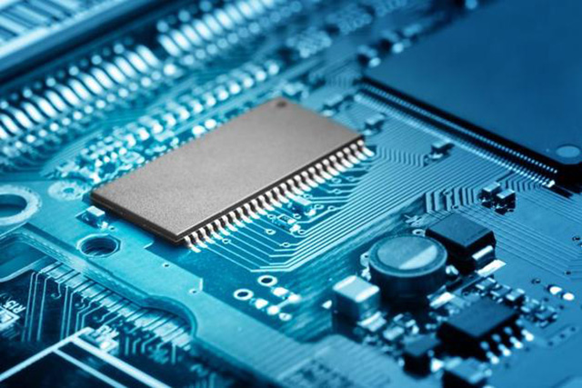 回收瑞薩特定應(yīng)用時鐘：PCI Express 時鐘、處理器時鐘、實時時鐘